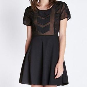 HOST PICK! PRICE DROP MINKPINK chevron sheer dress